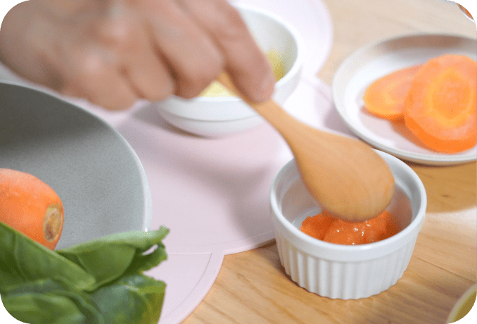 お花に見立てた離乳食のイメージ